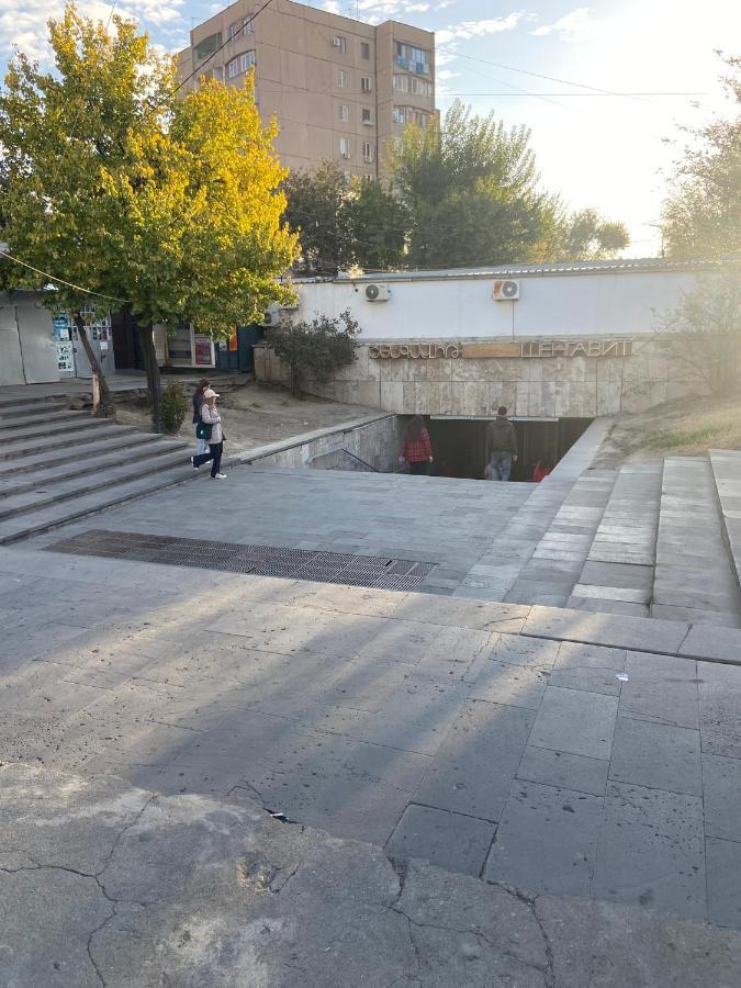 Vahe'S Family Guests House Διαμέρισμα Γιερεβάν Εξωτερικό φωτογραφία